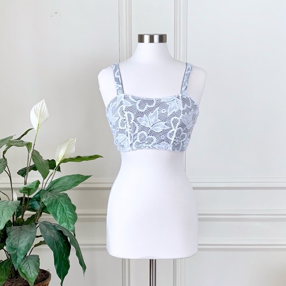 NWOT Gray Back Cutout Floral Lace Bra Crop Top - Picture 3 of 14